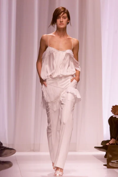 Look 24